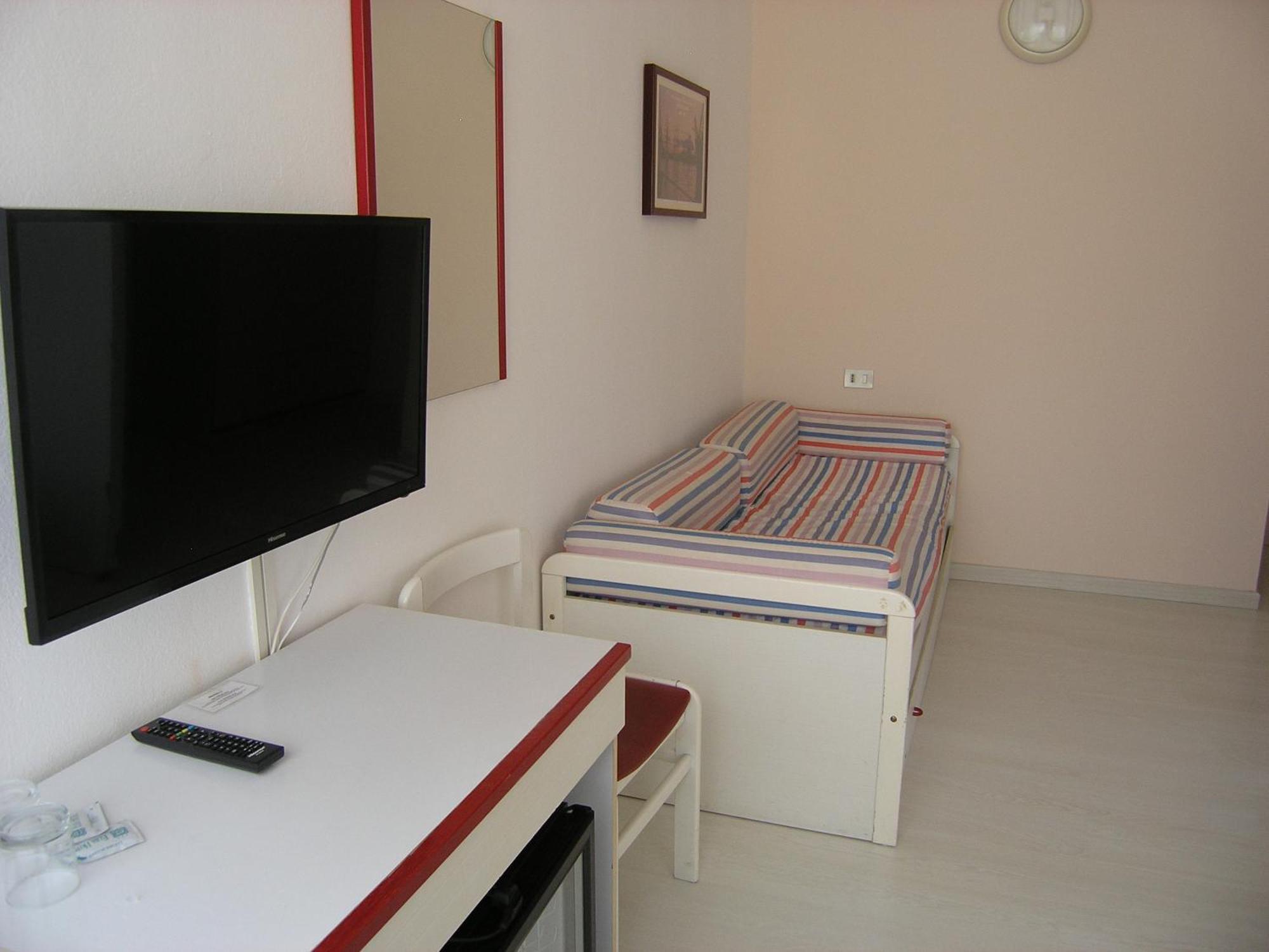 Elba Hotel Rosignano Solvay Room photo