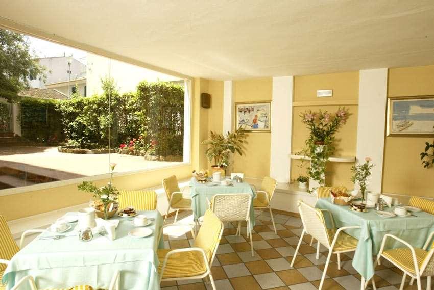 Elba Hotel Rosignano Solvay Restaurant photo